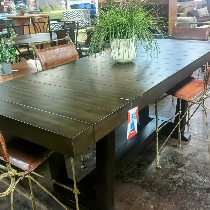 Leaf Table