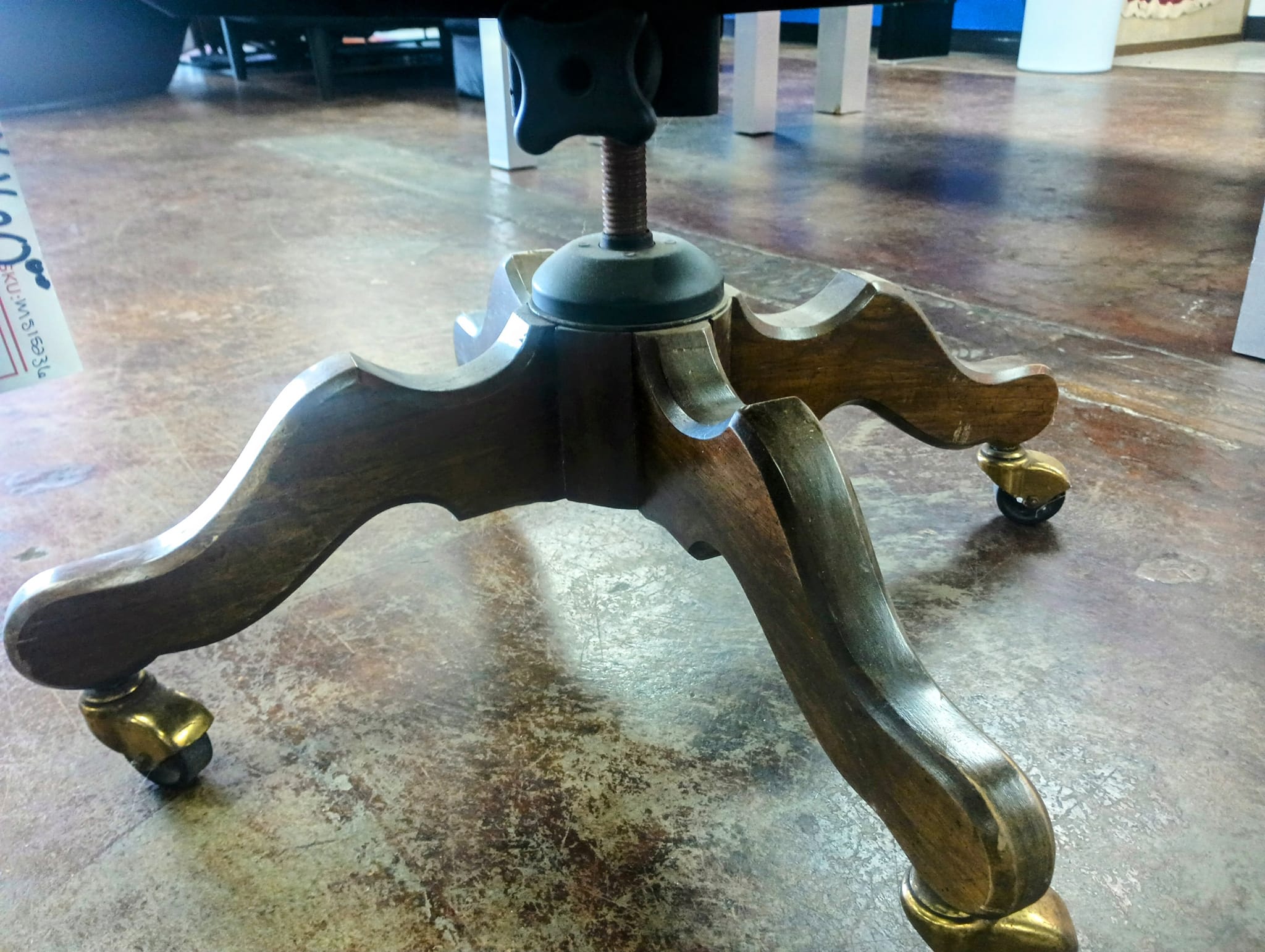 Ron H. Consign office chair
