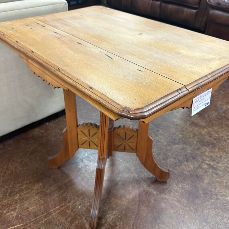 Oak Antique Pedestal Table