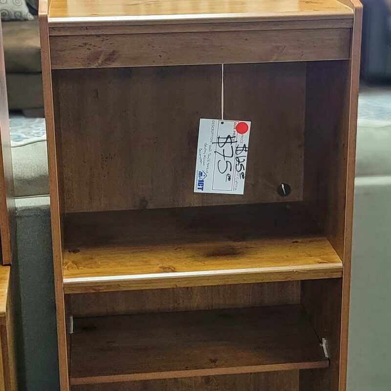 Wooden 4 Shelf Case